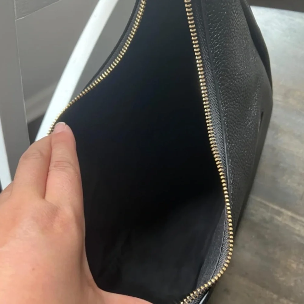 New Coach Black Jules Leather Hobo Bag with Gold Accents